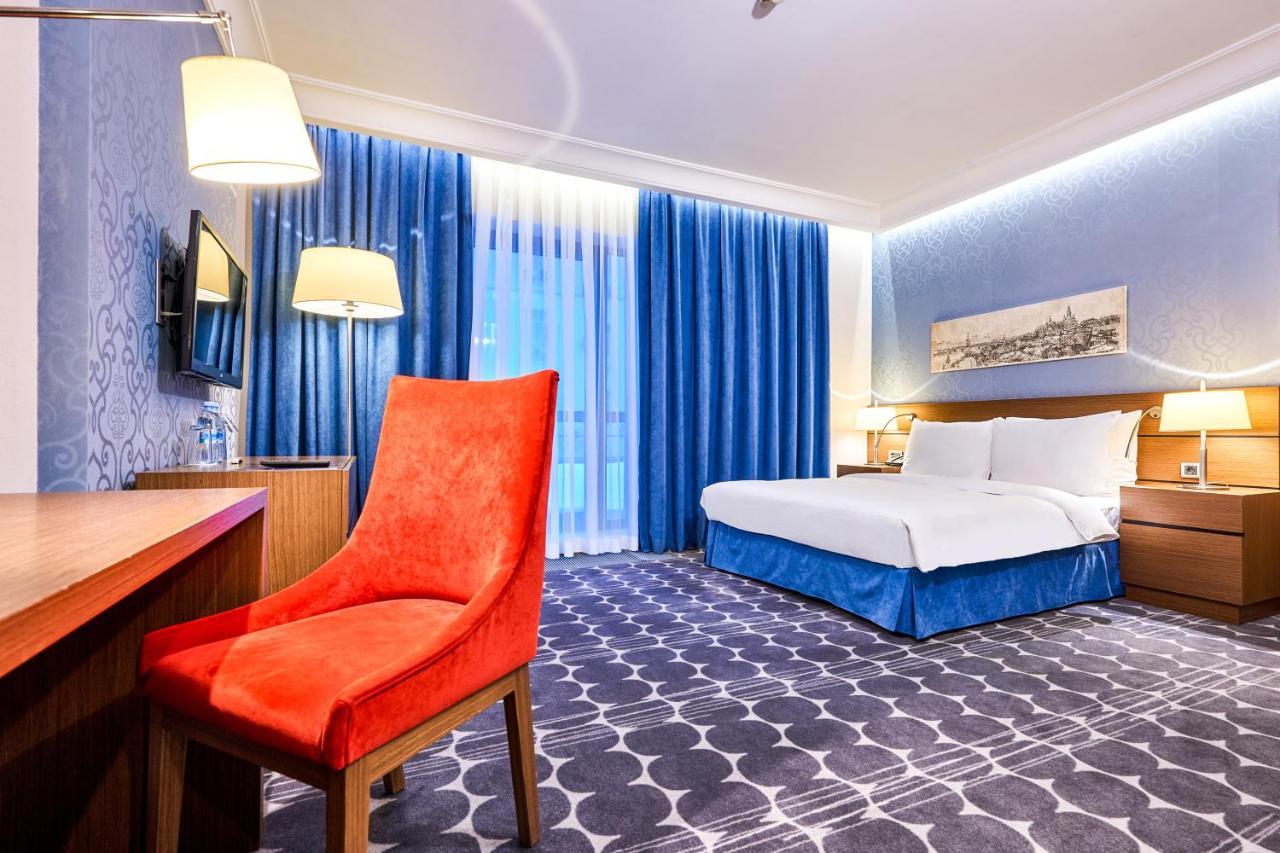 Radisson Blu Hotel, Kyiv Podil City Centre Ngoại thất bức ảnh