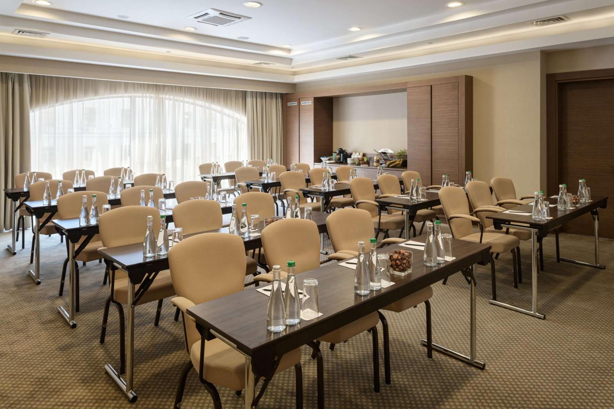 Radisson Blu Hotel, Kyiv Podil City Centre Ngoại thất bức ảnh