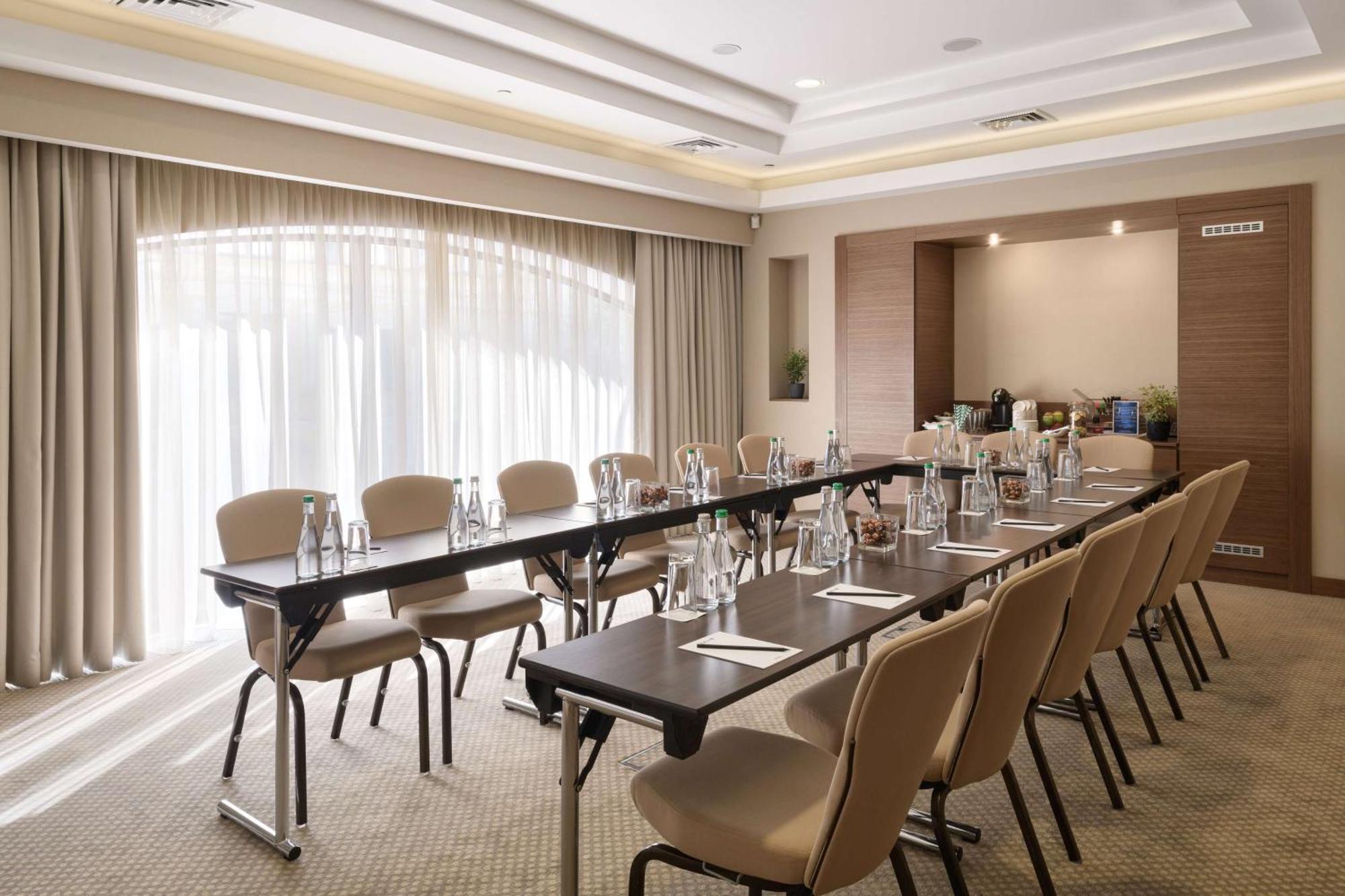 Radisson Blu Hotel, Kyiv Podil City Centre Ngoại thất bức ảnh