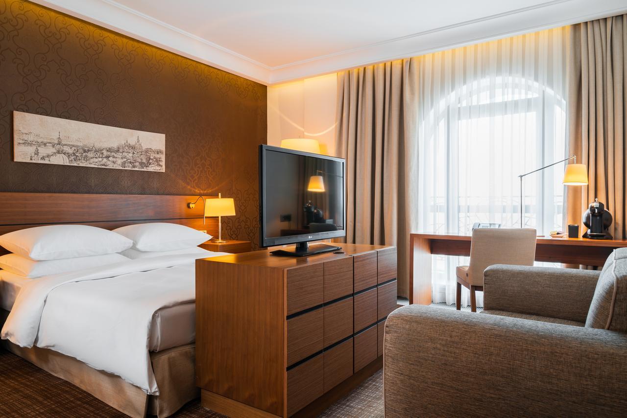 Radisson Blu Hotel, Kyiv Podil City Centre Ngoại thất bức ảnh